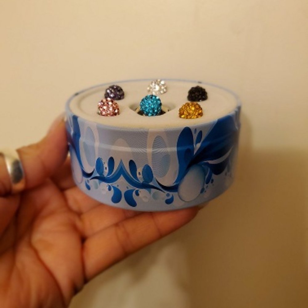 6 in 1 box of rings size 8